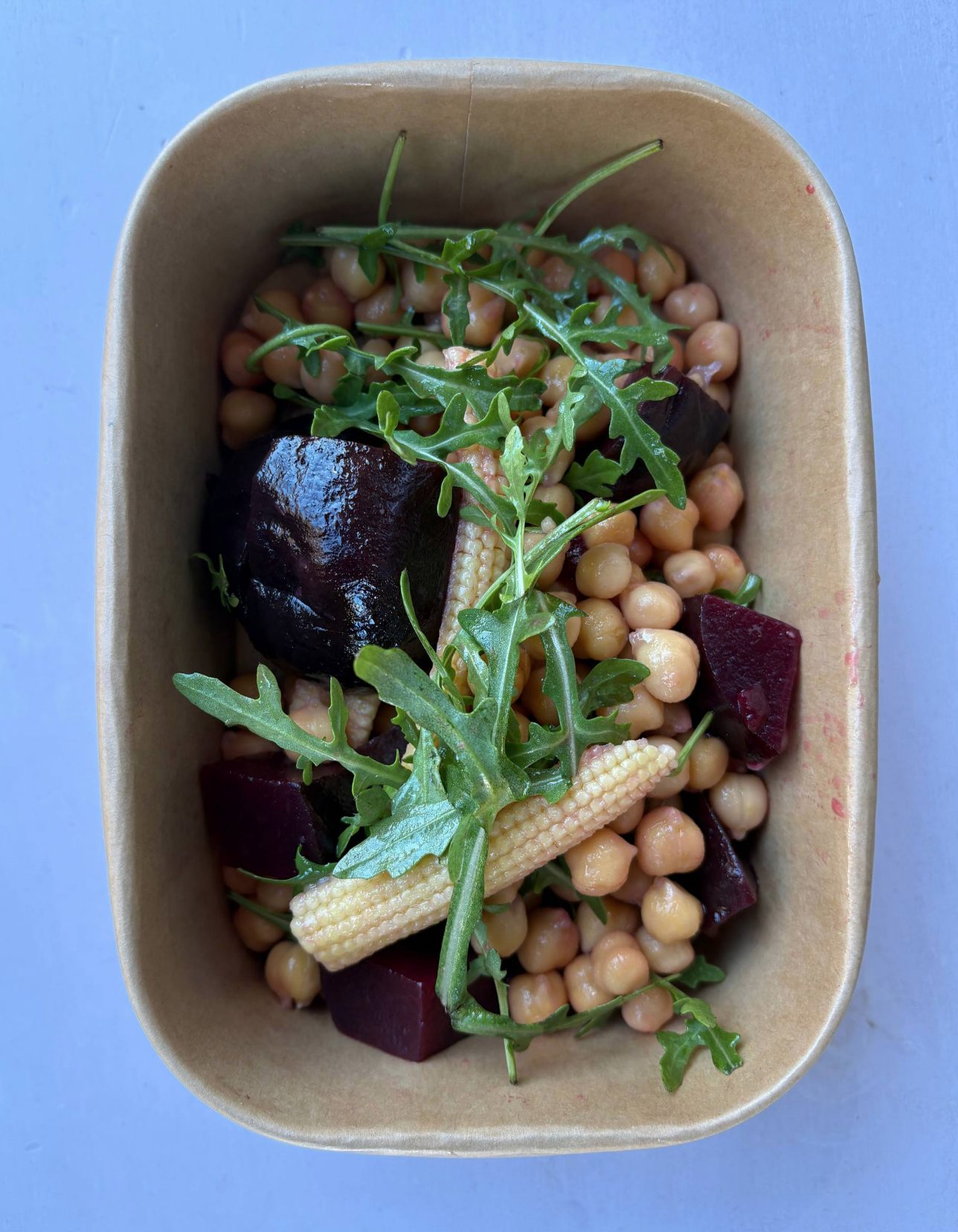 Здоровый боул с яйцом пашот и брокколи