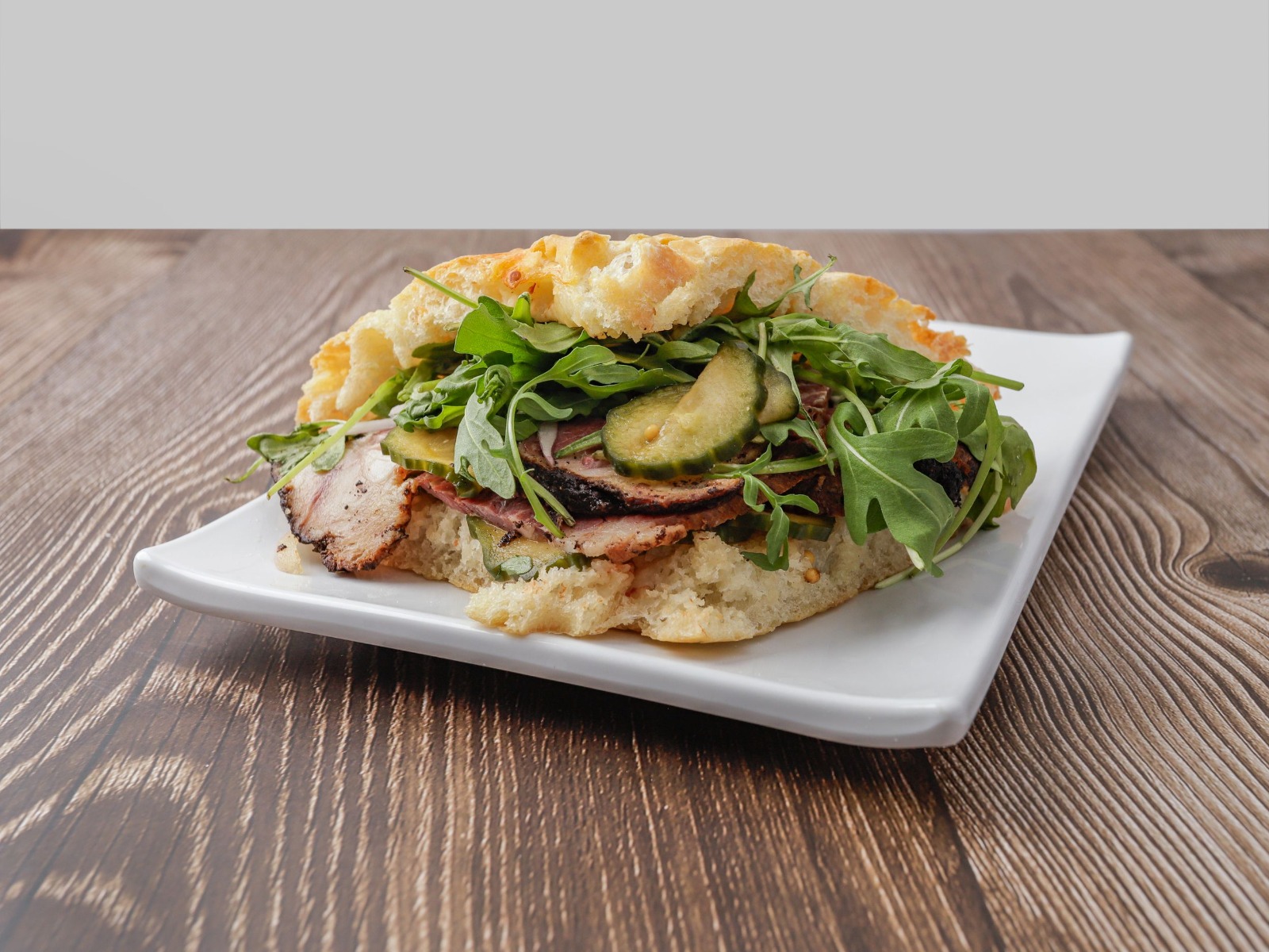 Сэндвич с пастрами