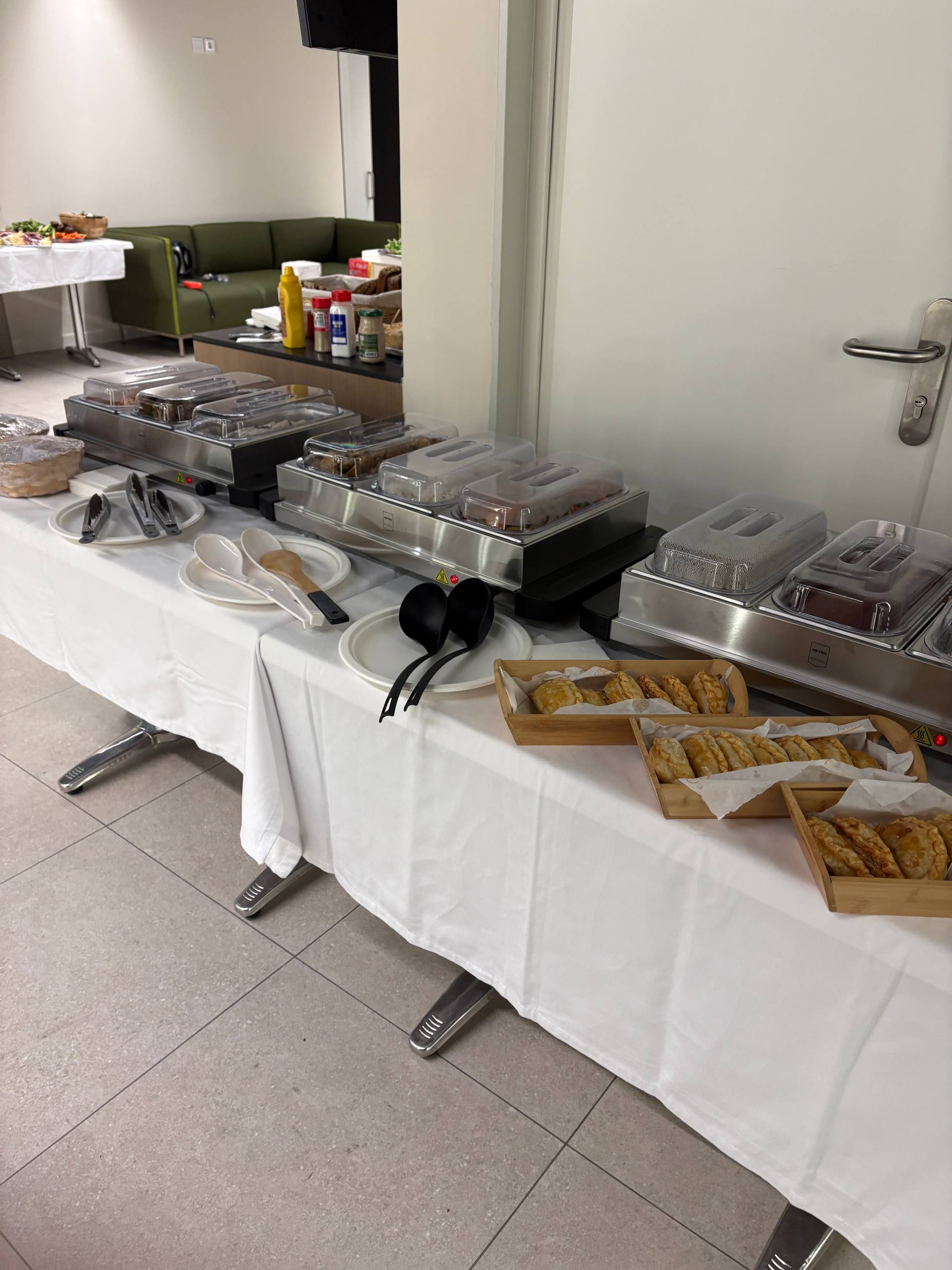 Лучший кейтеринг в Валенсии — команда Vikey Catering